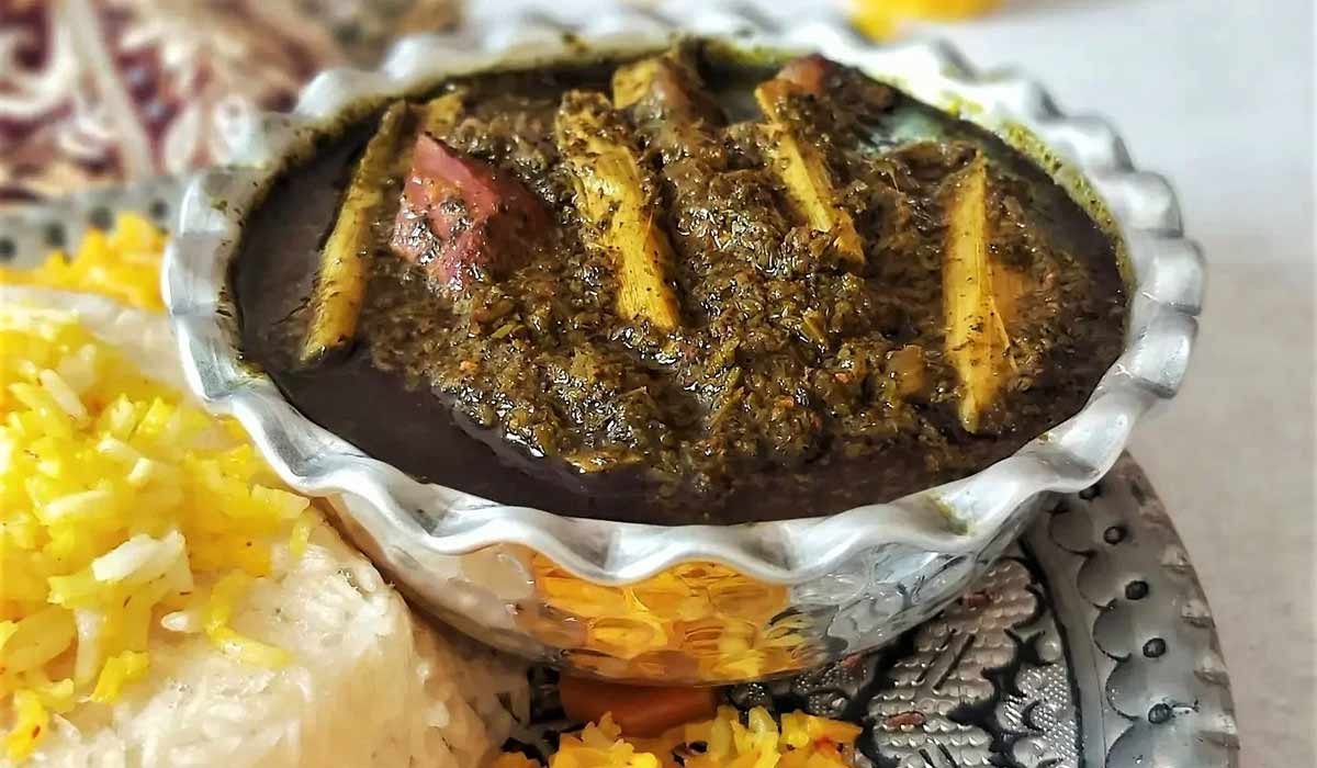 طرز تهیه خورش ریواس خوشمزه و ملس