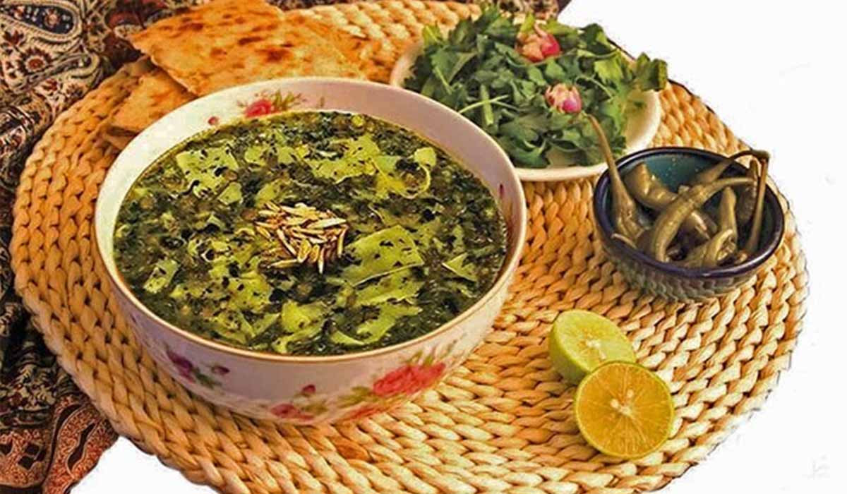 طرز تهیه آش لخشک مشهدی