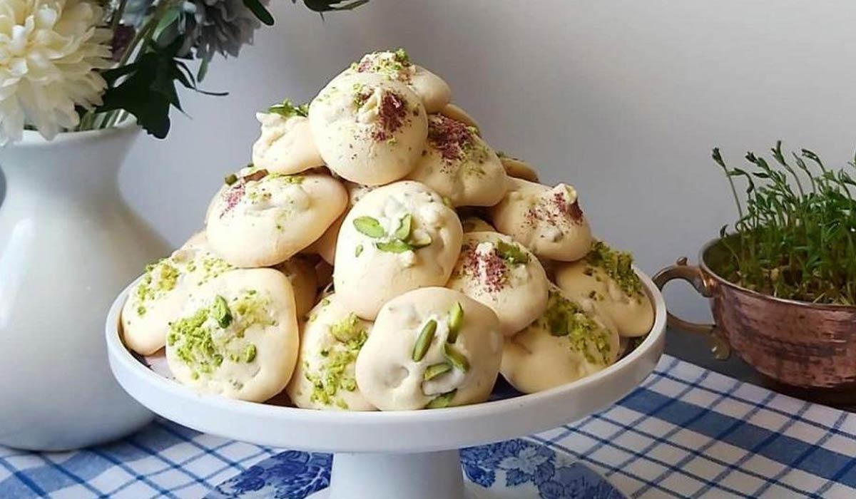 طرز تهیه شیرینی پفکی گردویی